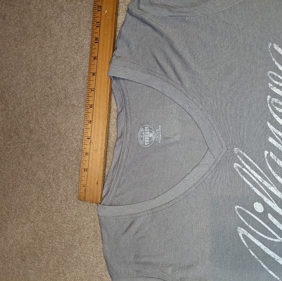 SOLD!!!!! ❌❌Nwts rivalry threads Villanova Wildcats grey v-neck t-shirt - Picture 9 of 14